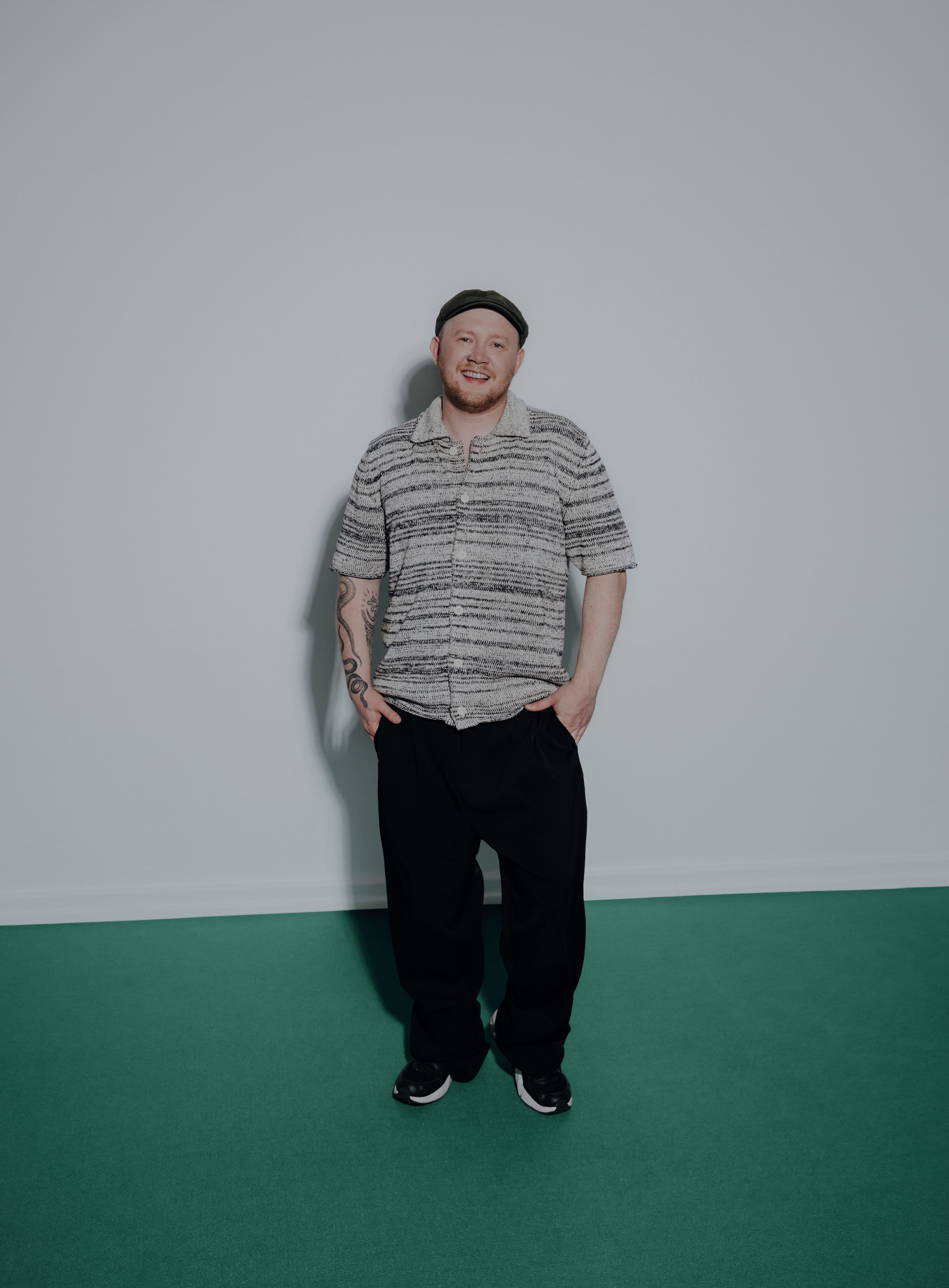 Portrait – Dakiekste – Portrait von Stellan im Studio